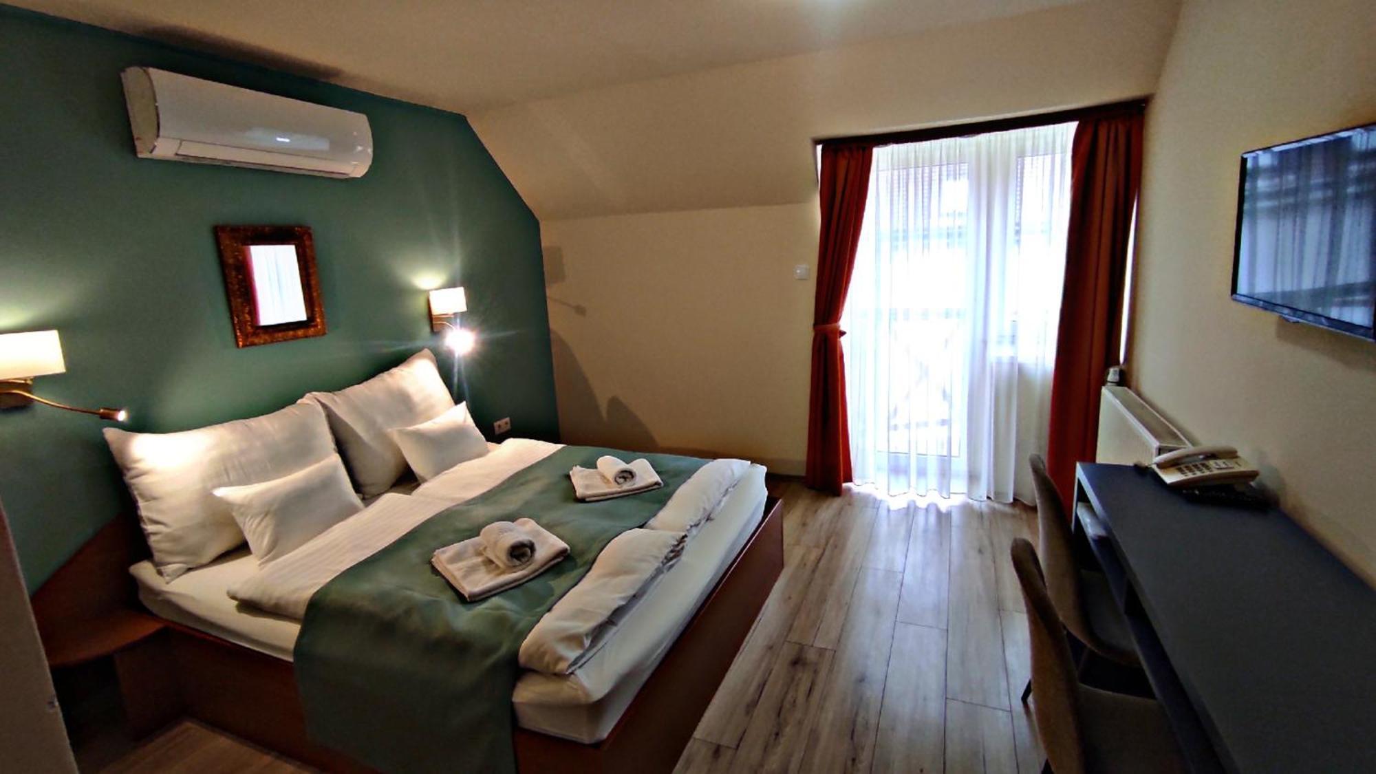 Atrium Hotel Харканы Экстерьер фото