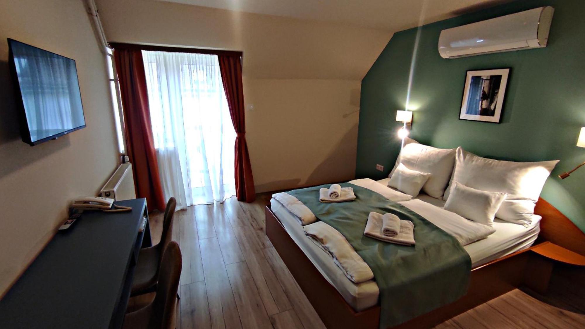 Atrium Hotel Харканы Экстерьер фото